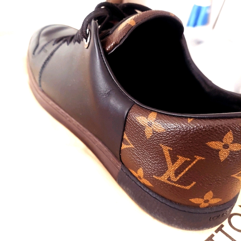 Louis Vuitton men shoes original